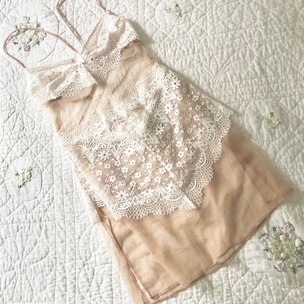 Victoria’s Secret Nude Chantilly Lace Slip